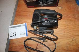lot 28 image: Craftsman Sabre Saw 2-Speed