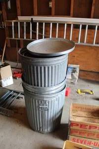 lot 66 image: Lot of (4) Metal Trash Cans (x4), Metal Trash Can Lid (x1)