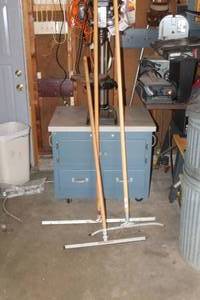 lot 59 image: Lot of (3) Floor Squeegees