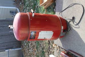lot 41 image: Brinkmann Gourmet Electric Smoker