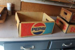 lot 83 image: Vintage Pepsi-Cola MetalCardboard Soda Pop Bottle Crate