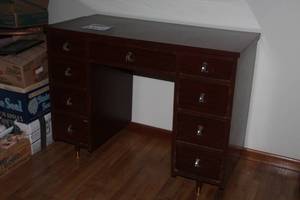 lot 150 image: Wood Office Desk 9-Drawer