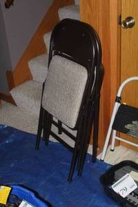 lot 162 image: Lot of (2) Metal Folding Chairs with Padded Seat