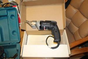 lot 173 image: Porter-Cable Electronic Shear 18GA 6602