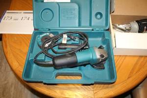 lot 174 image: Makita Angle Grinder 4 with Case