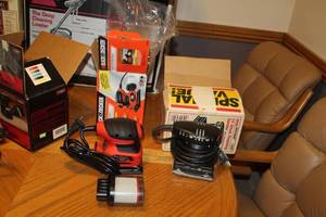 lot 170 image: Lot of (2) Black & Decker Palm Sander QS900, Sears Craftsman 14 Sheet Finishing Sander 911606