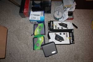 lot 229 image: Fellowes CD Wallet, Case It CD Wallet, Slim Style CD Cases, CDDVD Cases and Disc Sleeves
