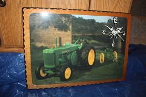 lot 206 image: John Deere Clock Wall Dcor
