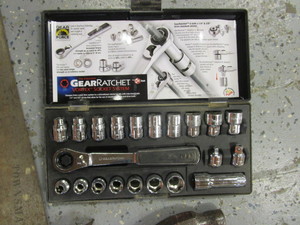 lot 81 image: Large Lot of Misc. Tools