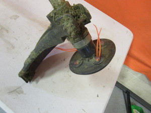 lot 106 image: Echo Weed Trimmer