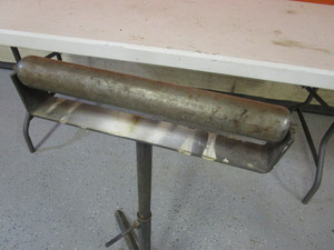 lot 105 image: Material Roller