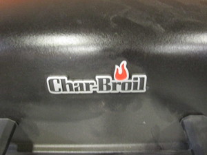 lot 108 image: Gas Grill