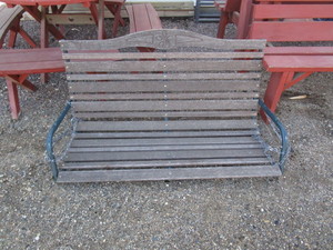 lot 119 image: Patio Furniture & Swing