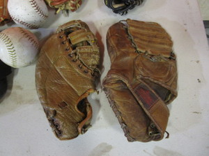 lot 121 image: Sporting Goods Lot