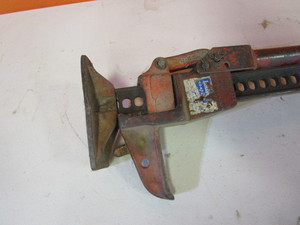 lot 126 image: Handyman Jack