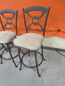 lot 133 image: Bar StoolsShop Chairs