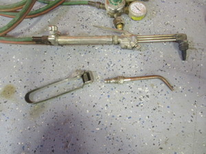 lot 13 image: Torch Set wExtra Hose