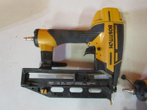 lot 28 image: Bostitch Brad Nailers