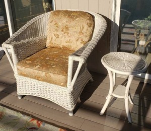 Vintage White Wicker Porch Set