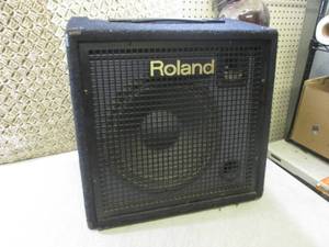lot 1 image: Roland KC-300 4-Channel Stereo Mixi...