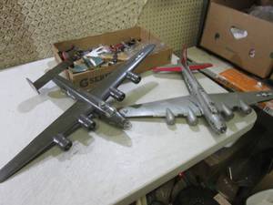 lot 24 image: Assorted Model Planes  RM5...