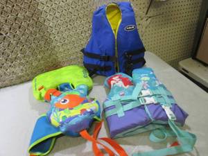 lot 25 image: Kid Size Life Vests  CSB...