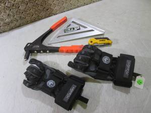 lot 45 image: Radar Gloves and Misc Hand Tools  C...