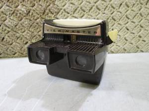 lot 63 image: Vintage Sawyers View-Master Lighted...