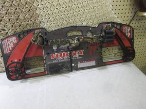 lot 151 image: Barnett Archery Vortex Compound Bow...