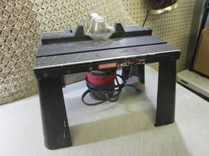 lot 160 image: Craftsman Router Table with Craftsm...