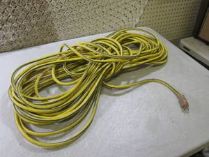 lot 165 image: 100 ft Power Cord  RMC...