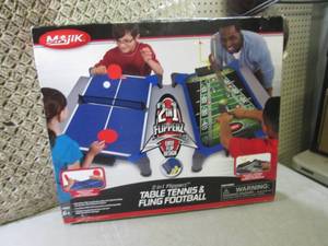 lot 215 image: 2 in 1 Flipperz Table Tennis & Flin...