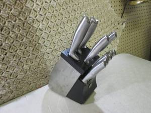 lot 217 image: Hampton Forge Knife Set with Block ...