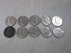 lot 229 image: 10 Ike Silver Dollars 70s  CNTR...