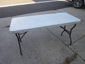 lot 246 image: 5 ft Portable Table  B-1...