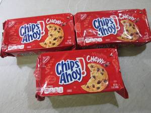 lot 271 image: 3 Packs of Chips Ahoy Chewy Cookie...