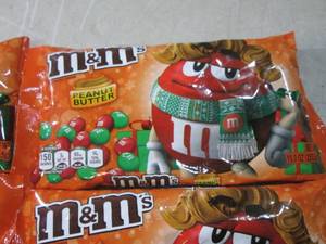 lot 284 image: 4 Bags of Peanut Butter M&Ms Best ...