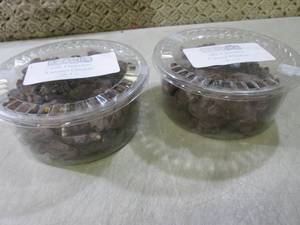 lot 300 image: 2 12 Pounds of Milk Chocolate Cara...