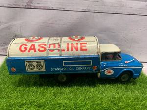 1940s Dodge Standard Oil Pegasus Gas Truck by Mitsuhashi Tin Toys