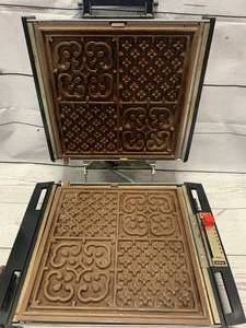 Vintage Dominion Cast Iron Waffle  Pizzele Maker Model 1251