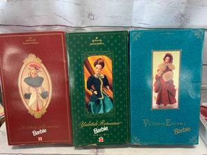 Set of 3 Vintage Special Edition Barbies
