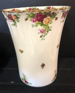 Royal Albert Old Country Roses Decor and More