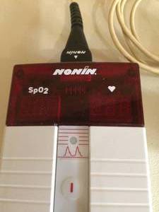 lot 65 image: High Quality & Accuracy Nonin 8500 Hand Held SPO2 Pulse Oximeter Perfect Home Health Care Aid - Excellent Working Condition - Needs New Batteries 