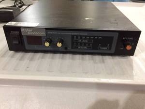 lot 17 image: Stryker Endoscopy ATW-R73 UHF Synthesize - Great Working Condition