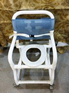 lot 39 image: Duralife Mobile Commode Toilet Bathroom Shower Chair - Good Condition