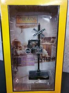 lot 16 image: Rail King No 140 Banjo Signal New In Box