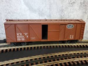 lot 24 image: CMP New York Central O.B Box Car Hi-Rail