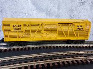 lot 35 image: Rail King 3-Rail Union Pacific Live Stock Car