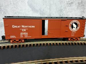lot 42 image: Atlas 3- Rail O Great Northern Box Car #23834