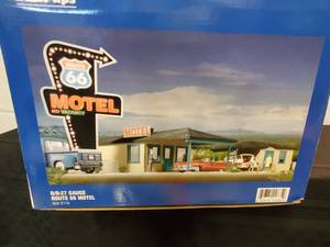 lot 55 image: Train Accessory Walthers Cornerstone Series Route 66 Motel